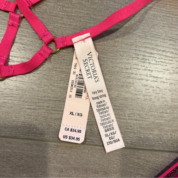 Sparkly Cutout Pink Panty - Picture 3 of 3